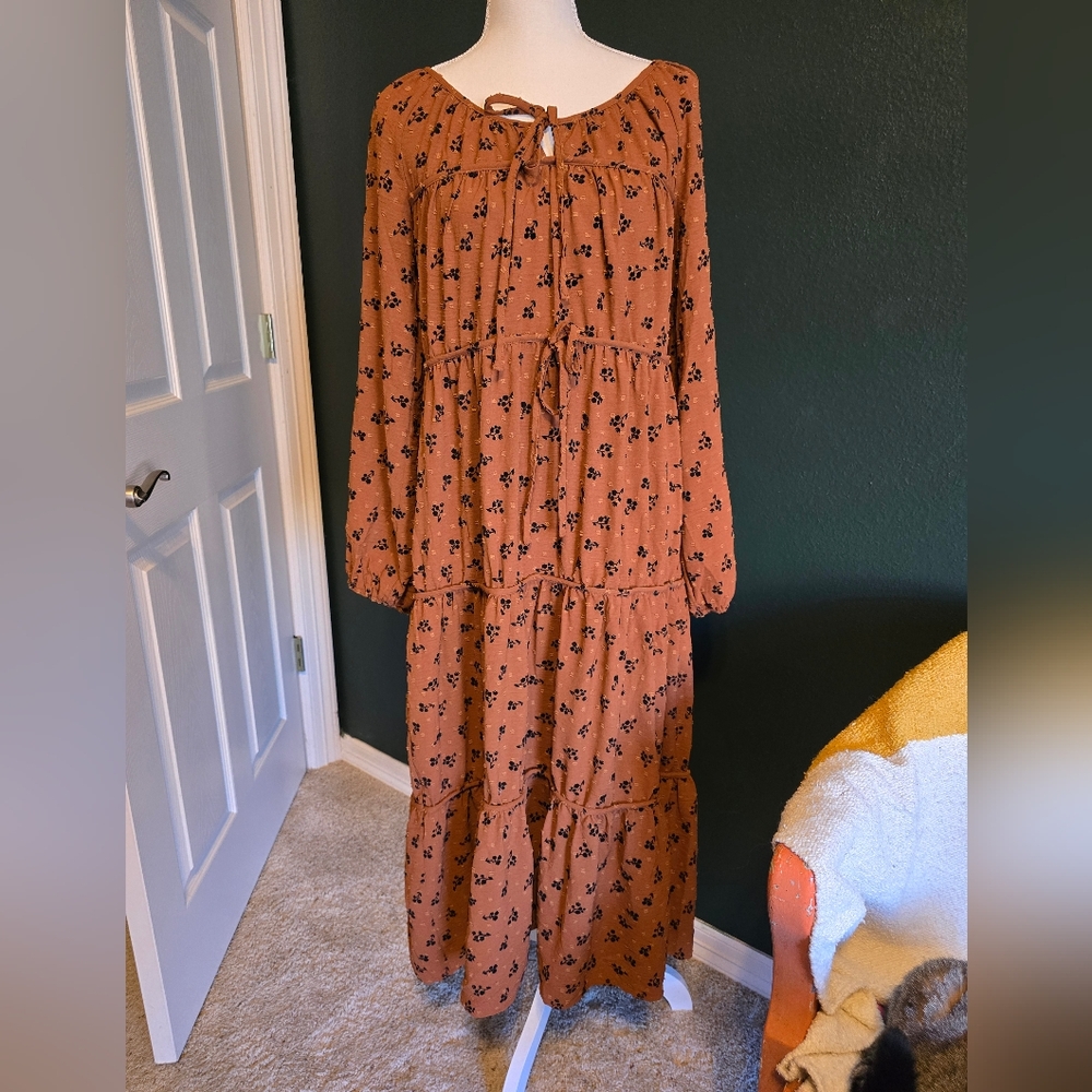 NWT Boutique Floral Tiered Maxi Dress
